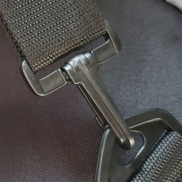 Disneyland Resort Sling backpack - Picture 5 of 6